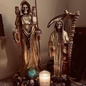 Meet your Posher, Leo